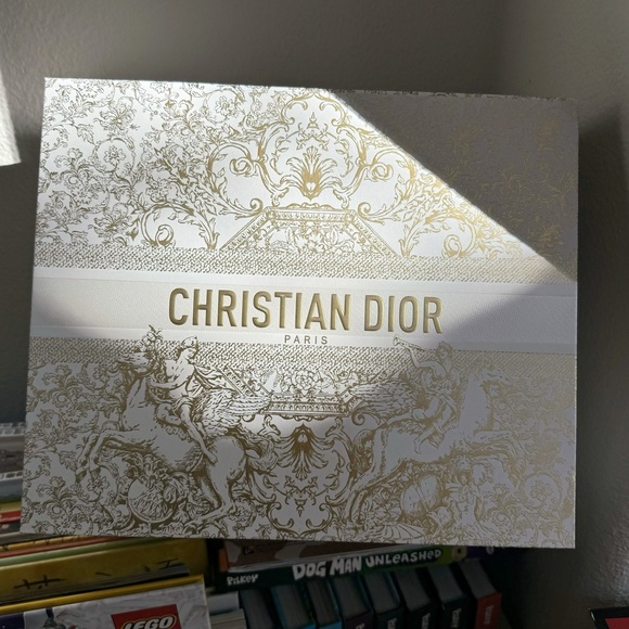 Christian Dior La Collection Privée Dior Holiday Gift Box Limited - Picture 4 of 12